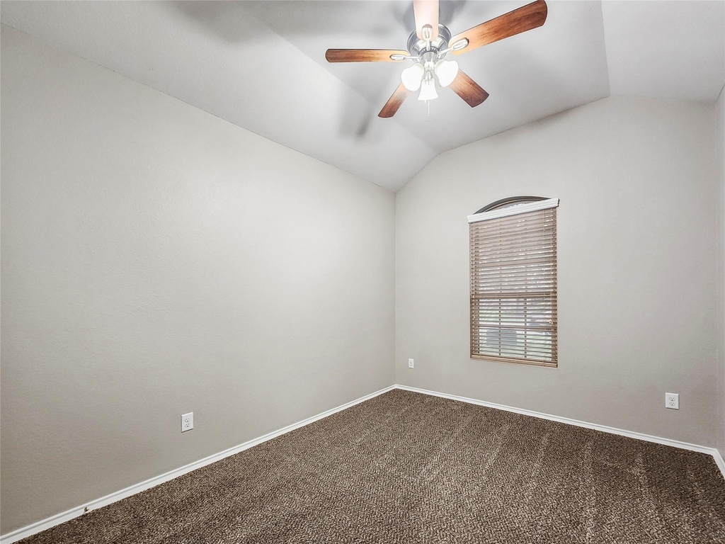 11427 Ryan Court - Photo 11