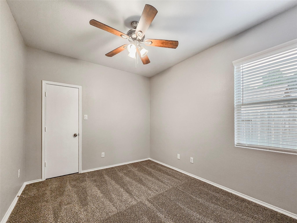 11427 Ryan Court - Photo 12