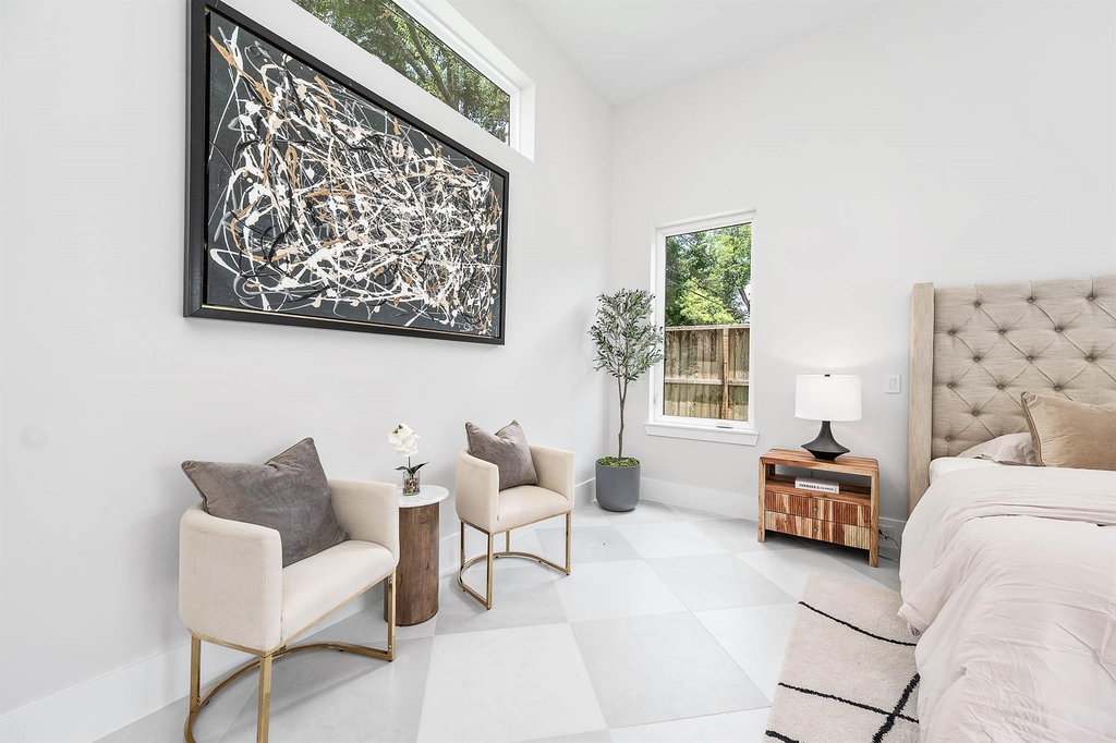 408 W 30th Street - Photo 16