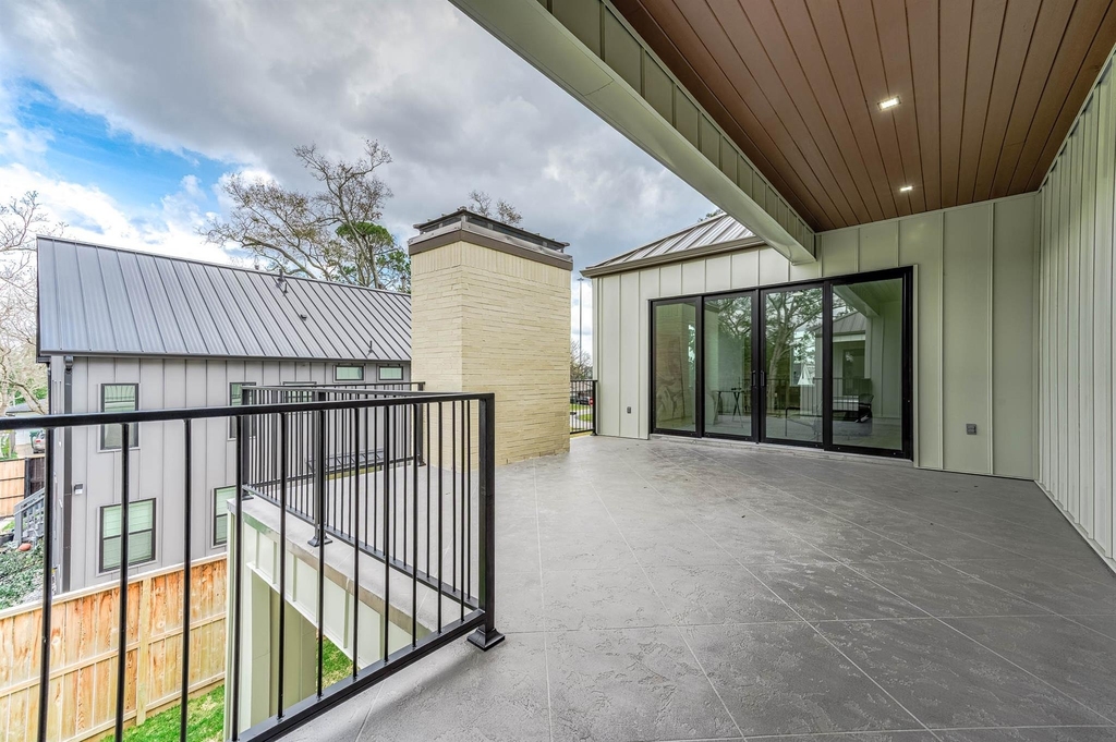 408 W 30th Street - Photo 27