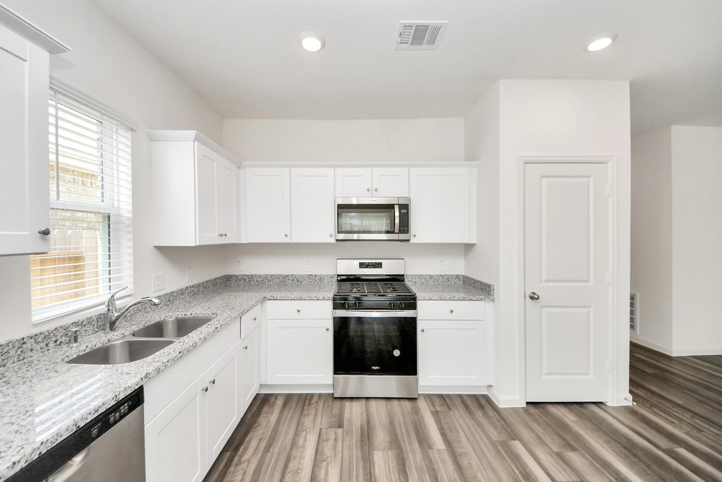 10319 Malta Trace Drive - Photo 12