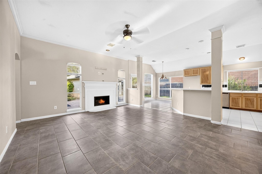5814 Eldridge Glen Drive - Photo 5