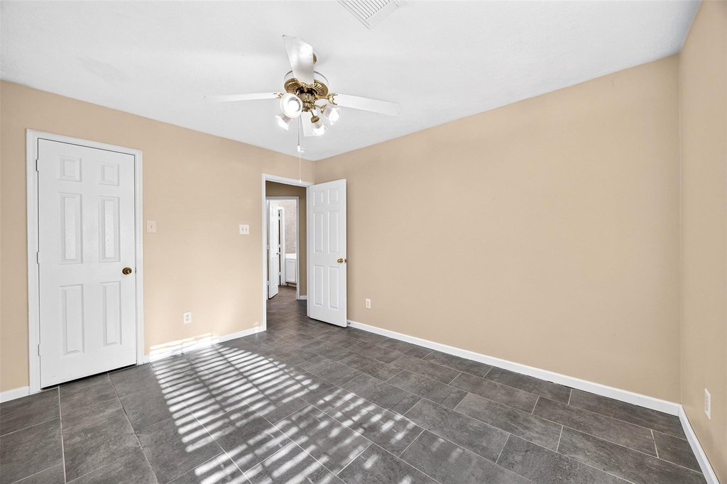 5814 Eldridge Glen Drive - Photo 25