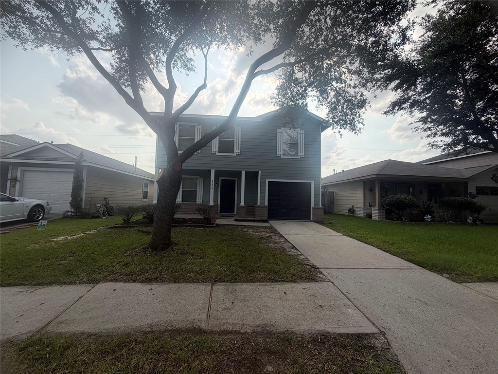 21219 Grand Linden Court - Photo 0