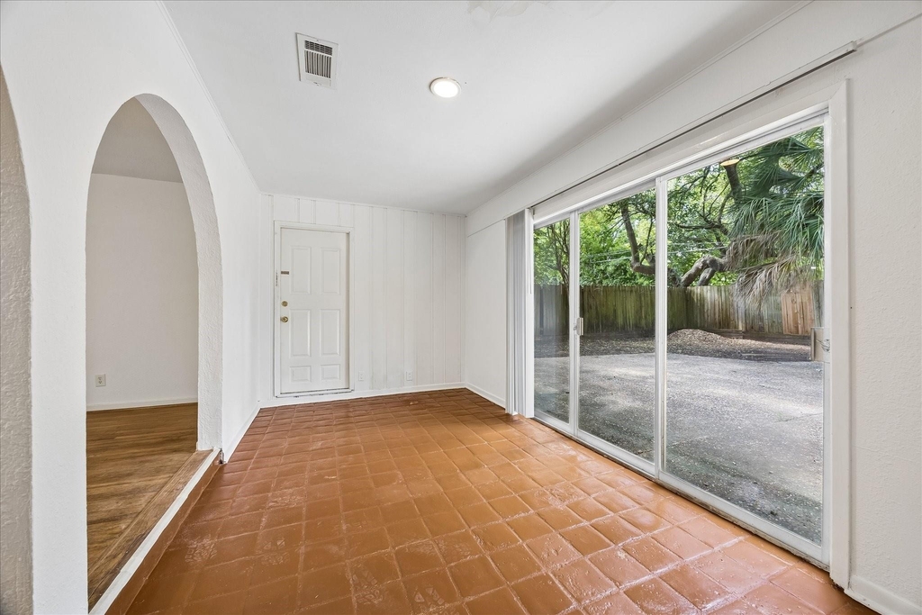 4022 Woodcraft Street - Photo 4