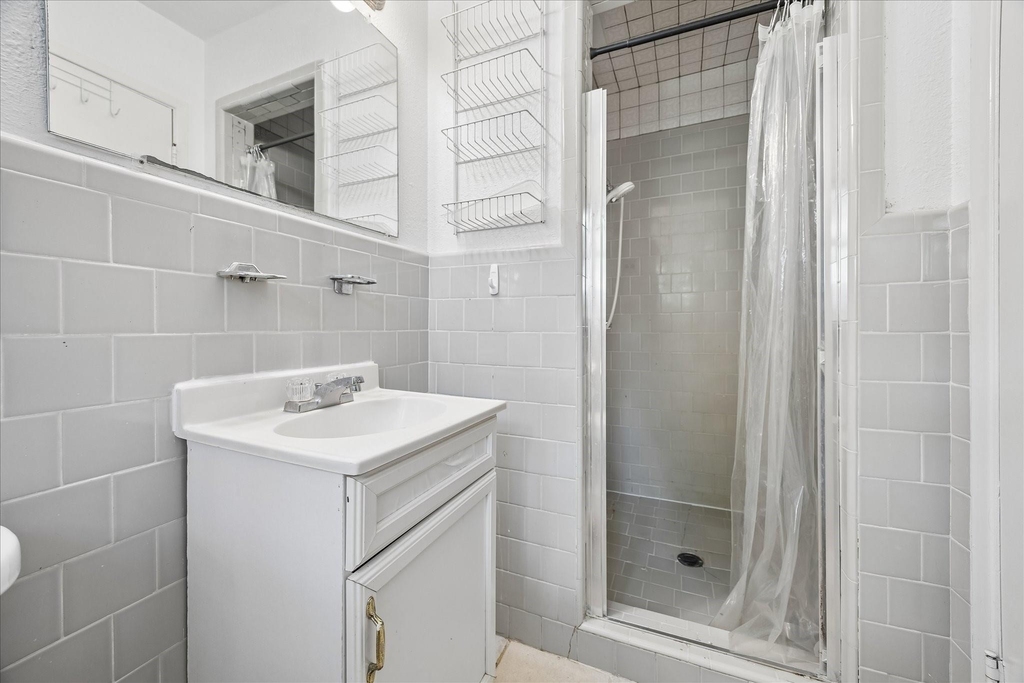 4022 Woodcraft Street - Photo 10