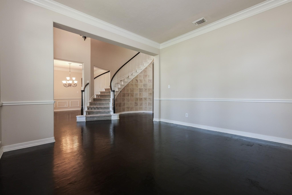 24319 Bay Hill Boulevard - Photo 5