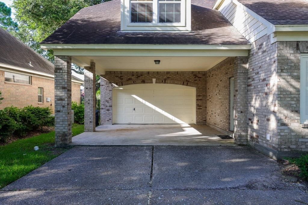 24319 Bay Hill Boulevard - Photo 22