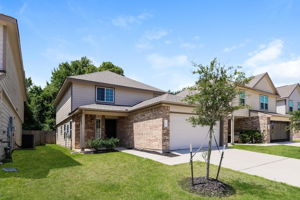 325 Shelby Meadow Drive - Photo 1
