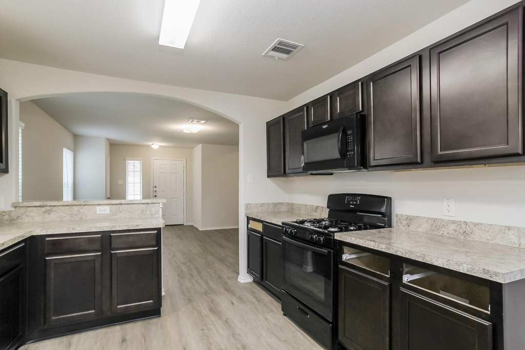 325 Shelby Meadow Drive - Photo 3