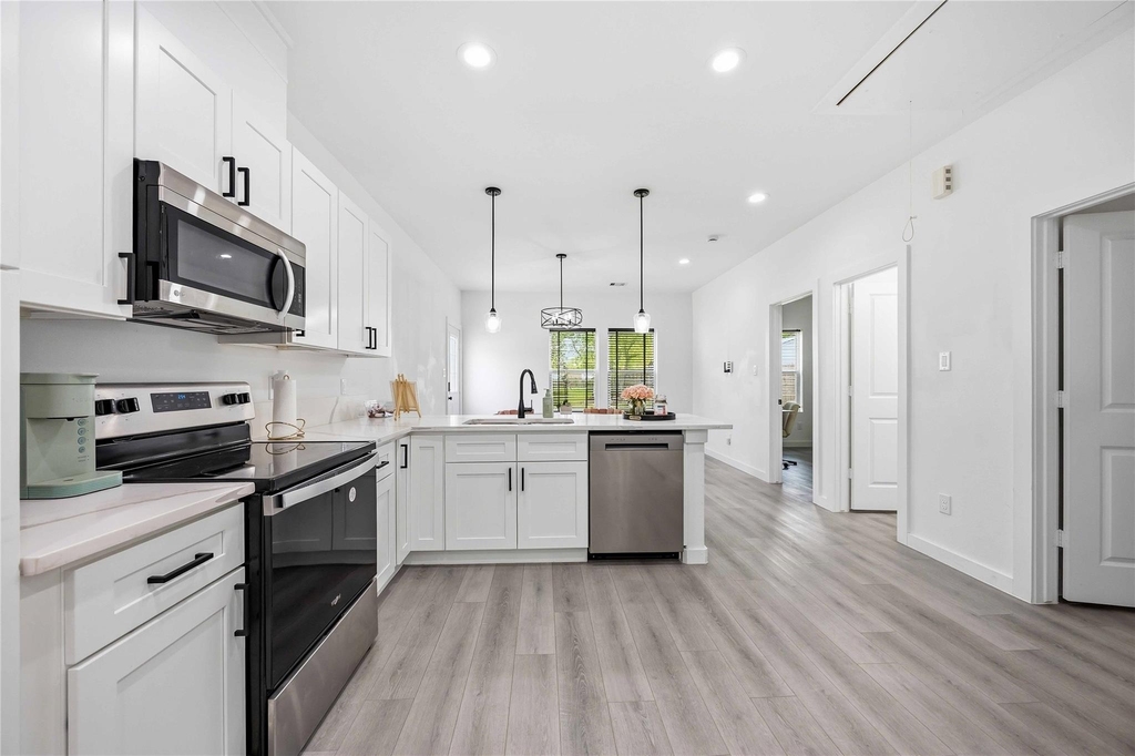 8614 Peachtree Street - Photo 8