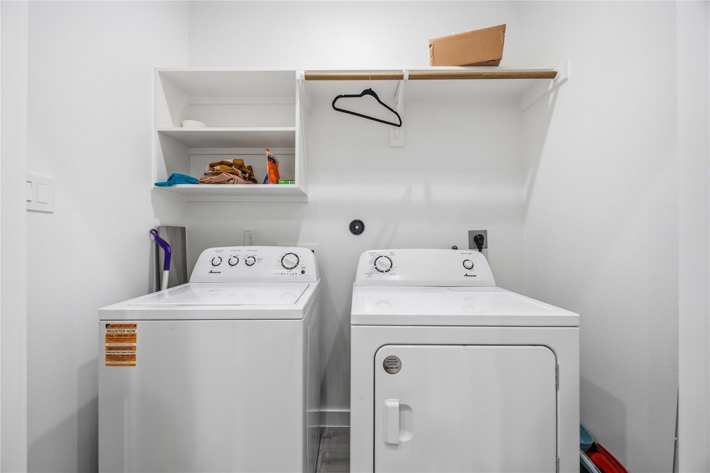 8614 Peachtree Street - Photo 13