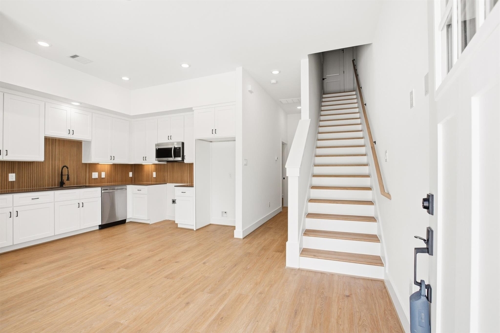 7841 Sunnyhill Street - Photo 19