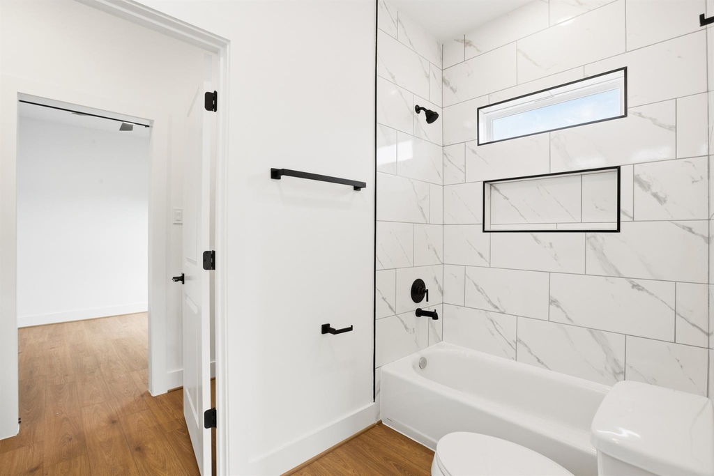 7841 Sunnyhill Street - Photo 16