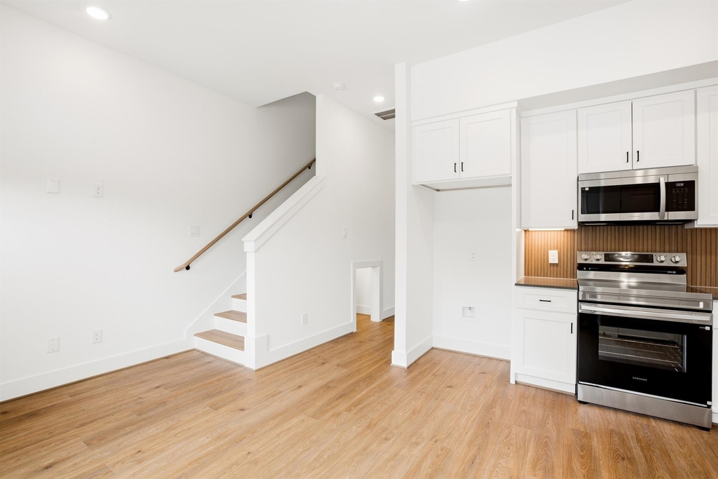 7841 Sunnyhill Street - Photo 7