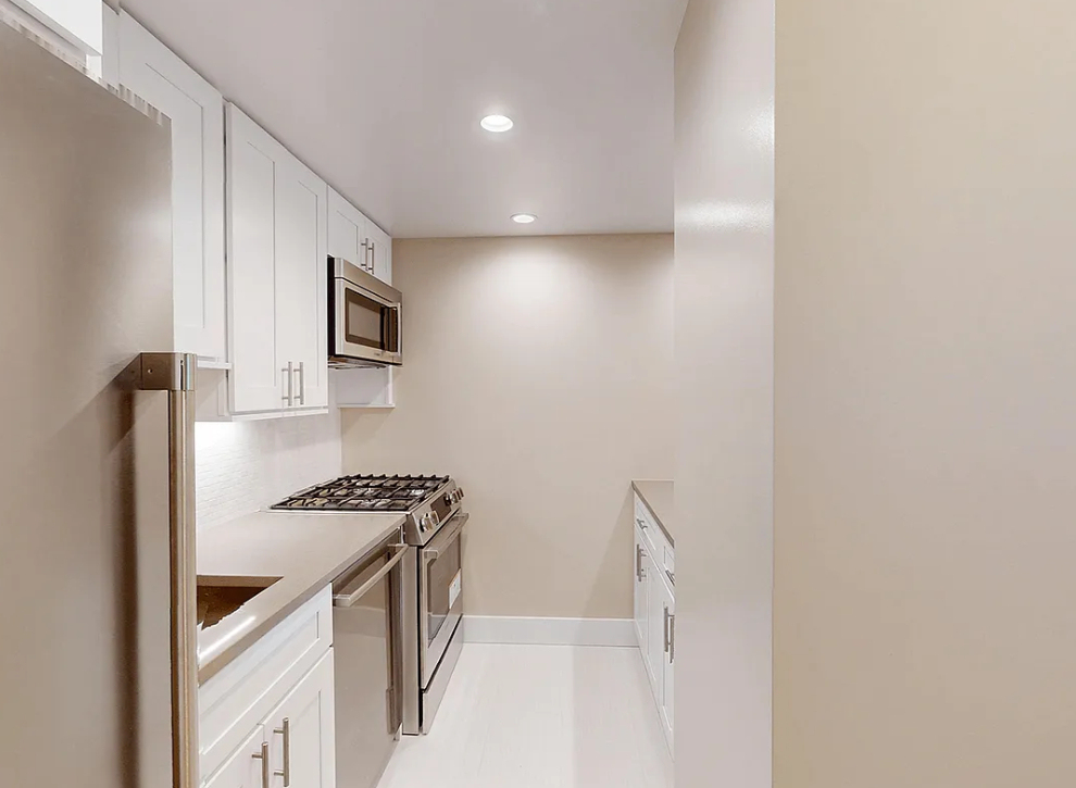 80 North Moore Street - Photo 2