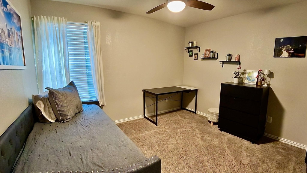 214 Club Crest Ln - Photo 4