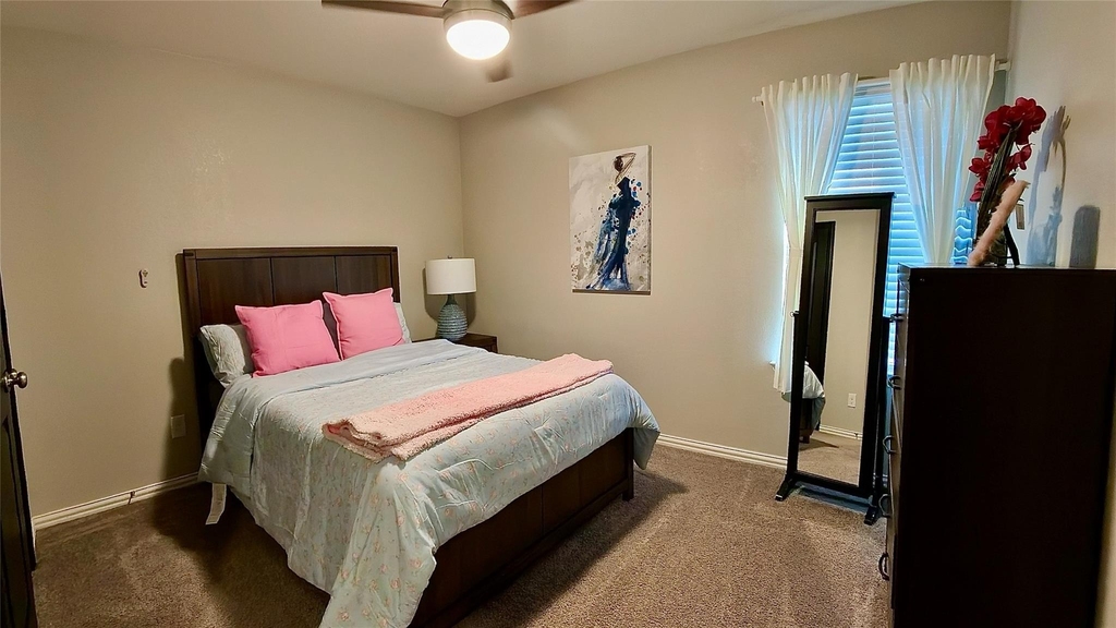 214 Club Crest Ln - Photo 3