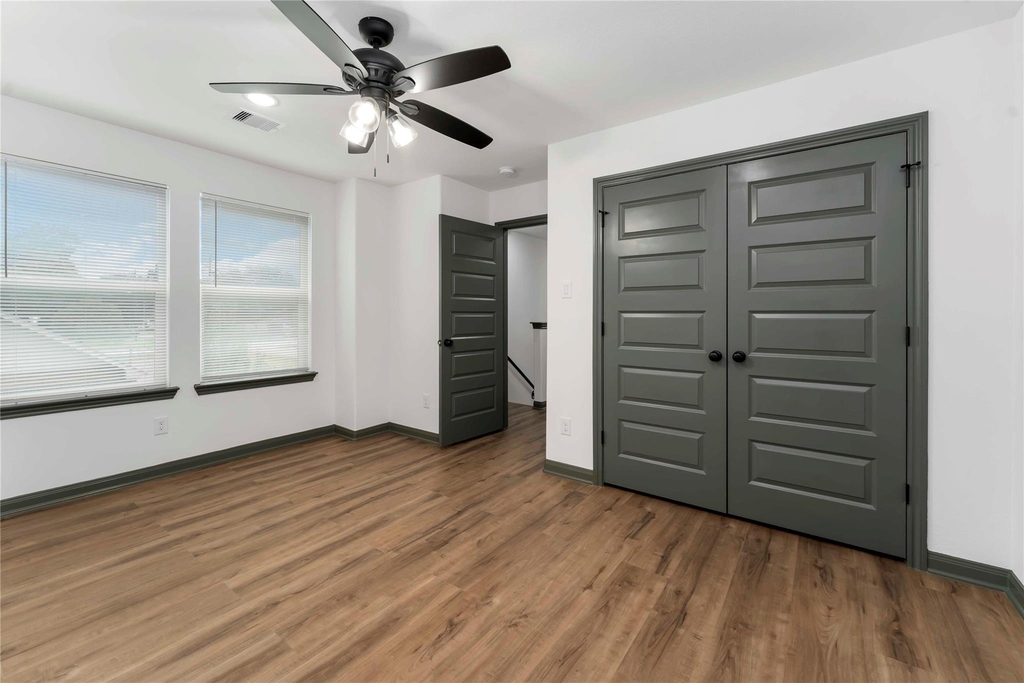 7987 Chateau Street - Photo 25