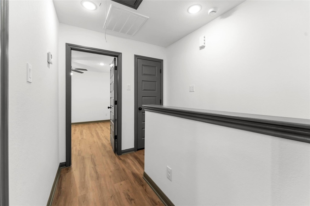 7987 Chateau Street - Photo 23