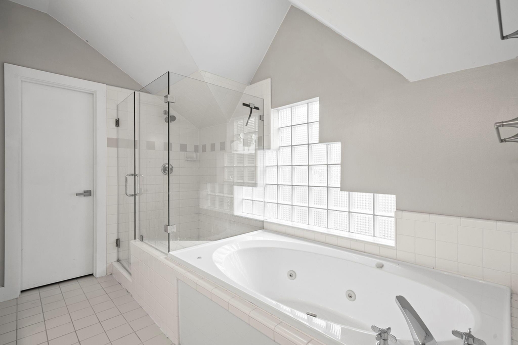 2154 Arabelle Street - Photo 37