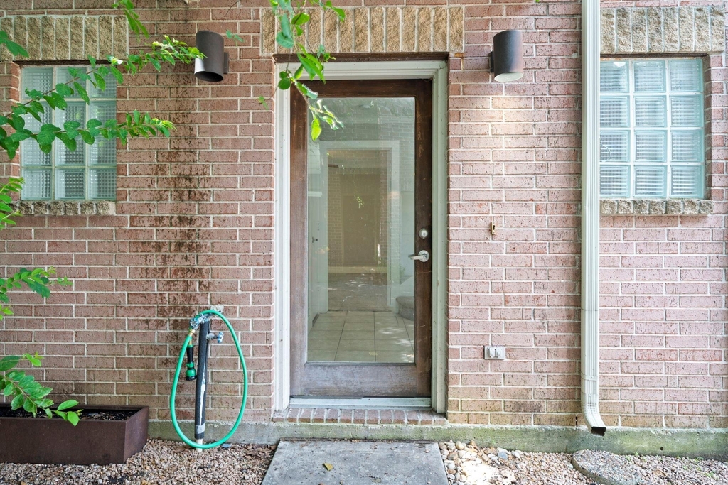 2154 Arabelle Street - Photo 12
