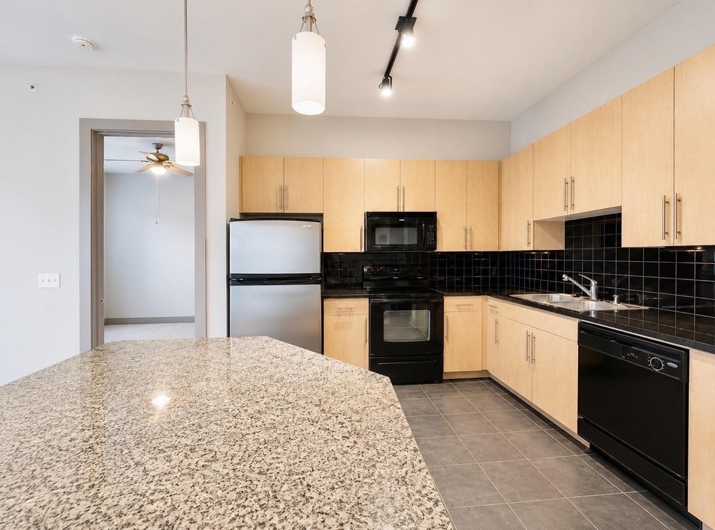 3660 Richmond St Avenue - Photo 2