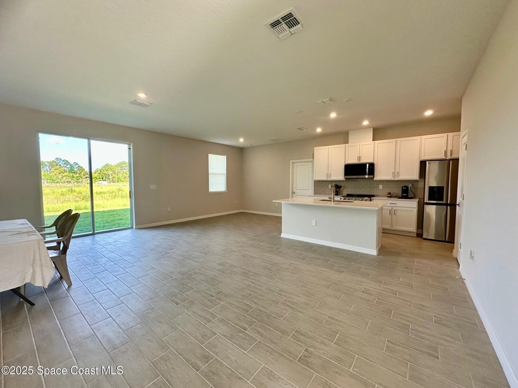 1326 Seeley Circle Nw - Photo 13