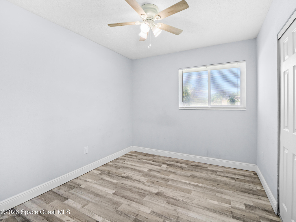 311 W University Boulevard - Photo 10