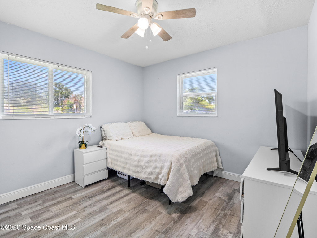 311 W University Boulevard - Photo 13