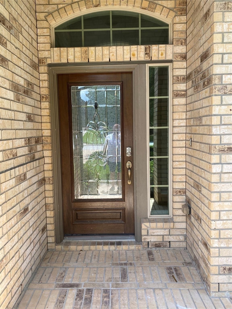 42 Black Swan Court - Photo 1