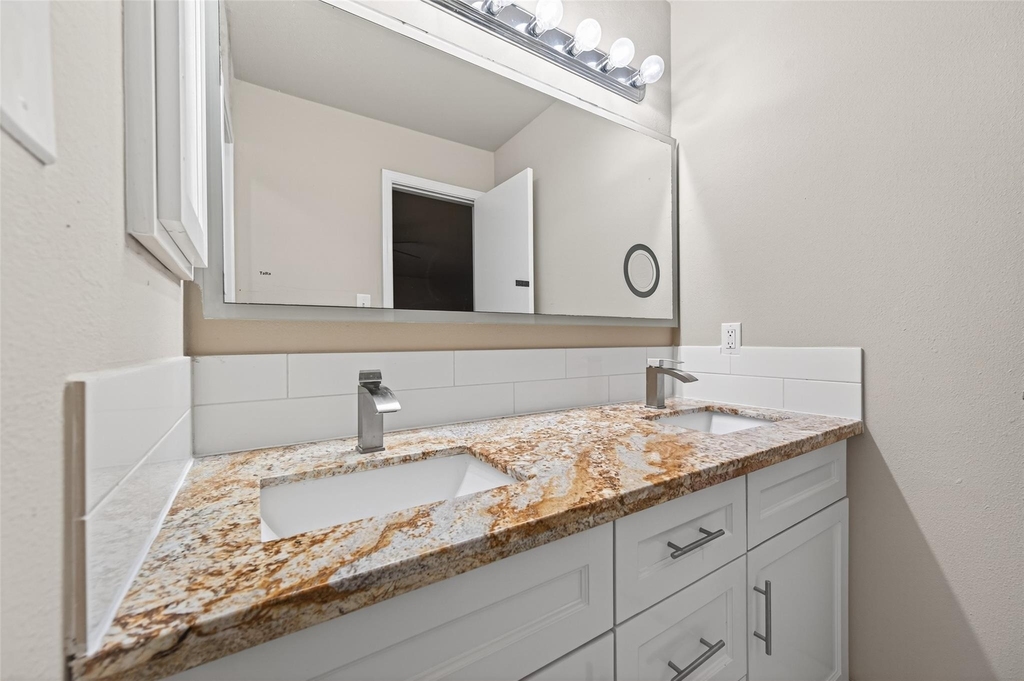23418 Briarcreek Boulevard - Photo 32