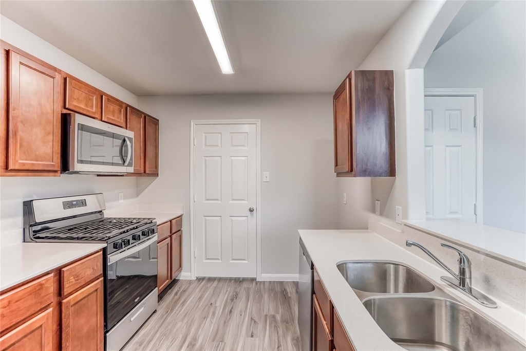 5405 Rio Ramos Court - Photo 4