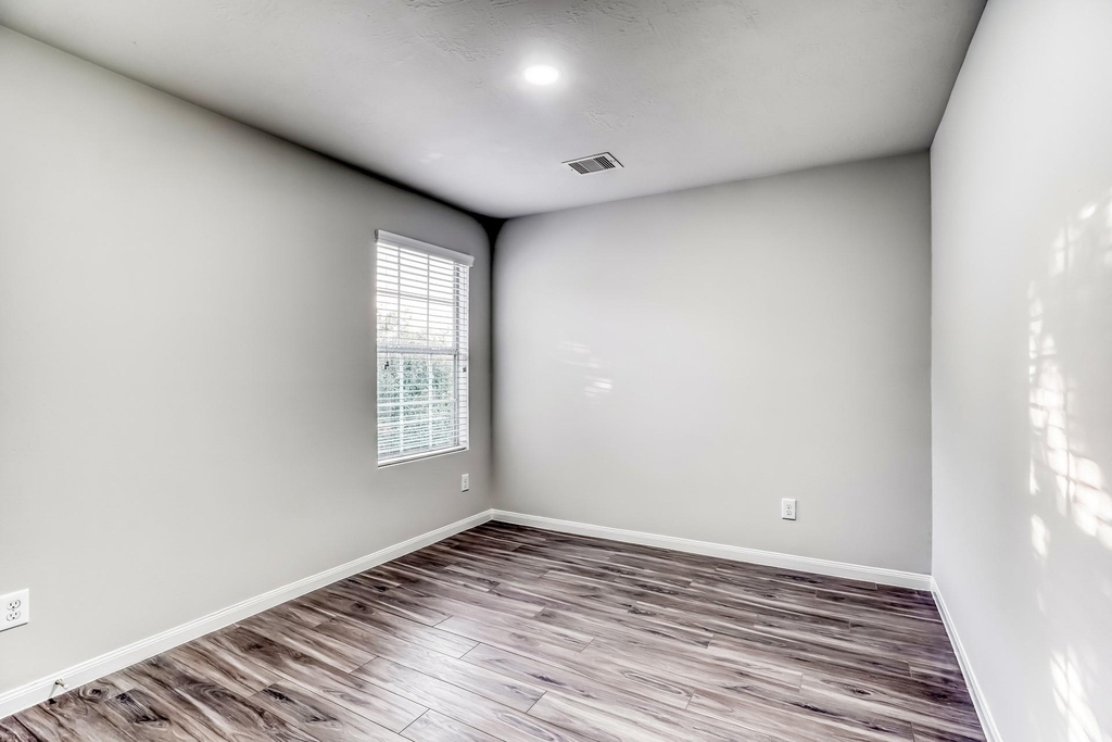 5405 Rio Ramos Court - Photo 13