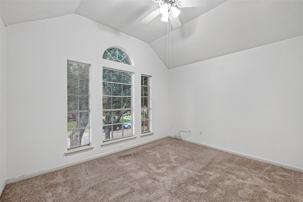 19207 Rebel Yell Drive Drive - Photo 23