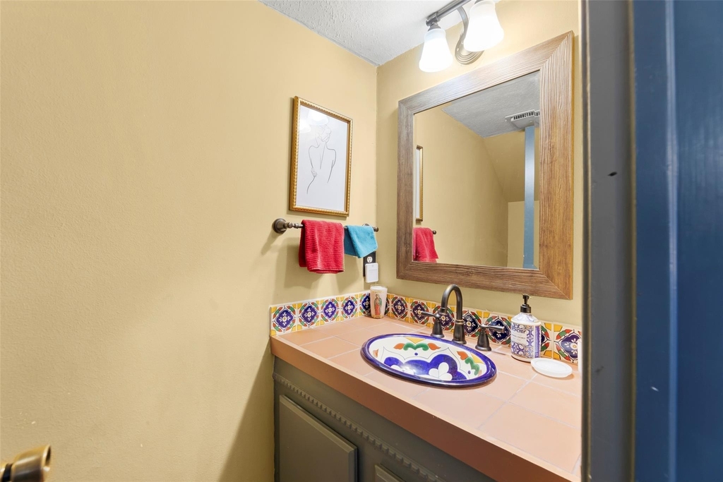 11710 Southlake Drive - Photo 9