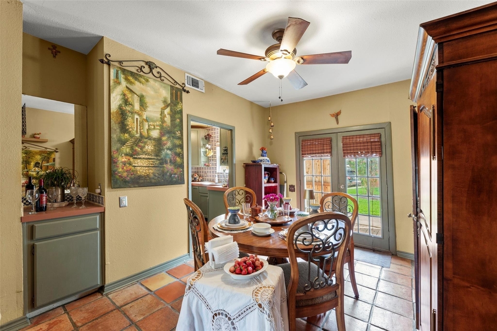 11710 Southlake Drive - Photo 11