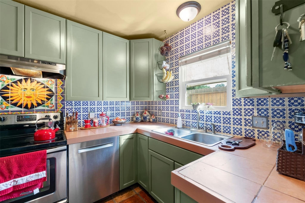 11710 Southlake Drive - Photo 14