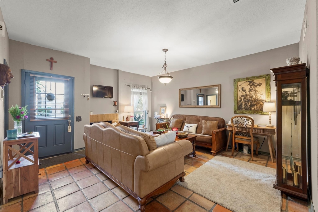 11710 Southlake Drive - Photo 7