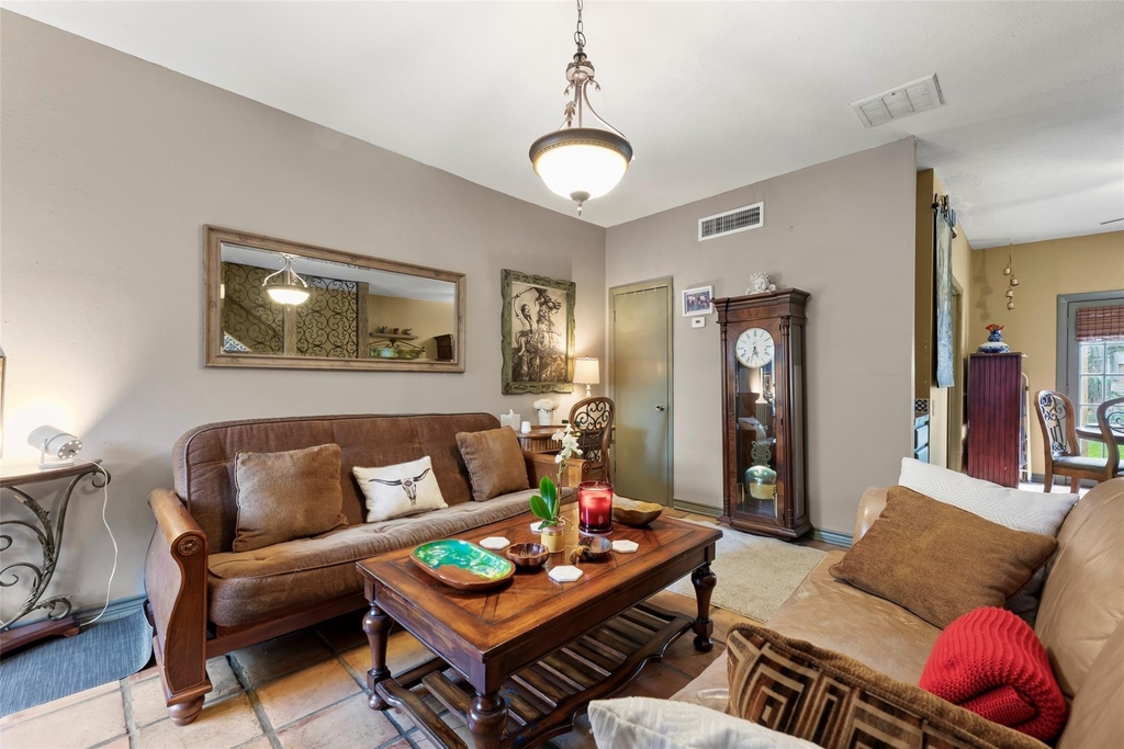 11710 Southlake Drive - Photo 6