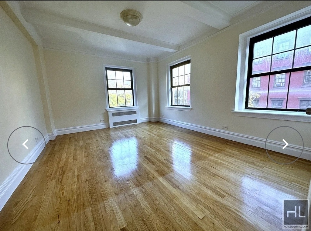 Christopher Street - Photo 2