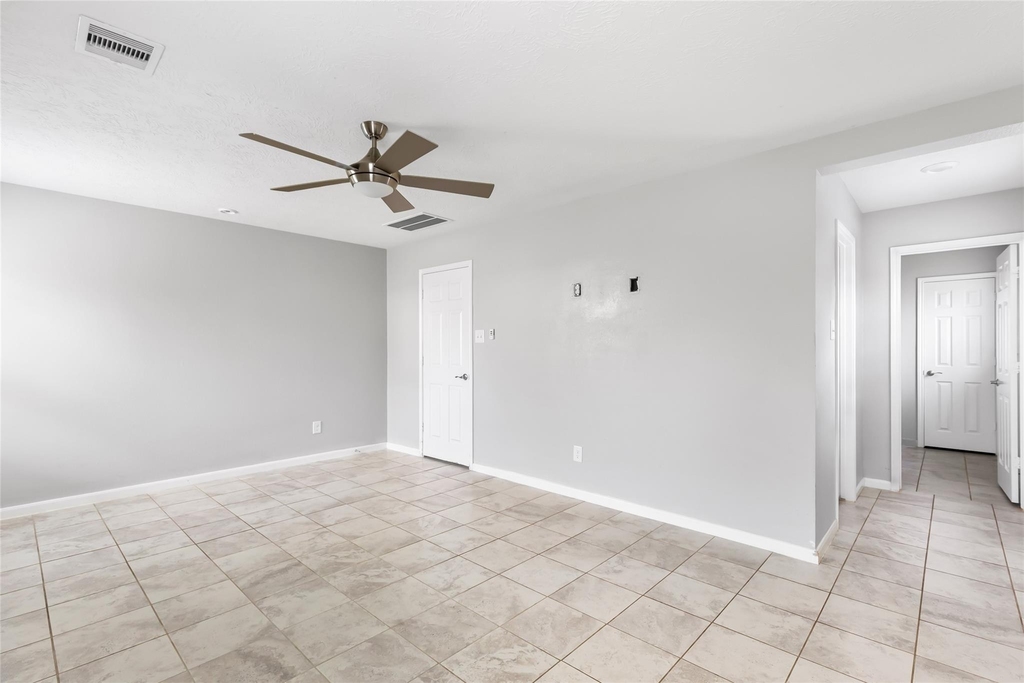 20805 Langworth Place - Photo 28