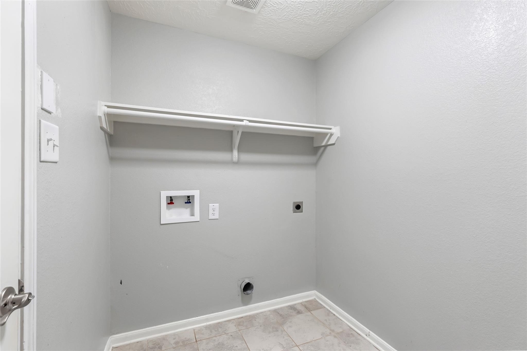 20805 Langworth Place - Photo 23
