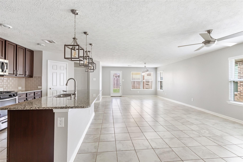 20805 Langworth Place - Photo 15