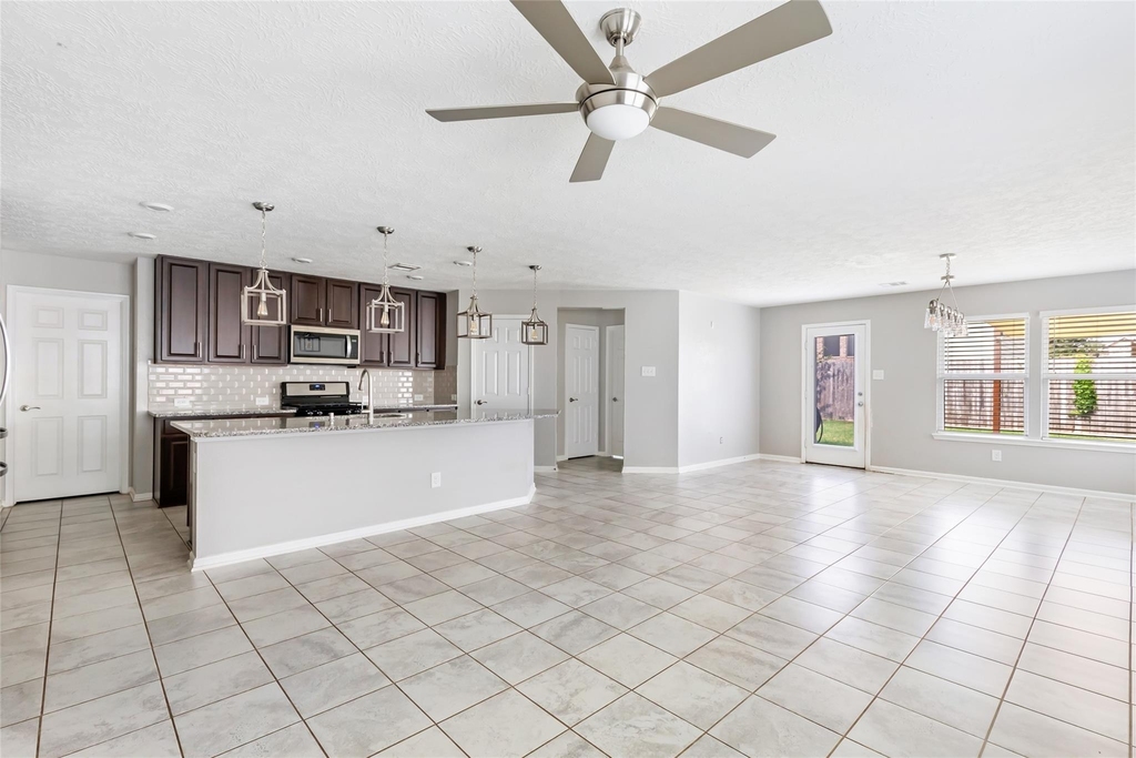 20805 Langworth Place - Photo 17