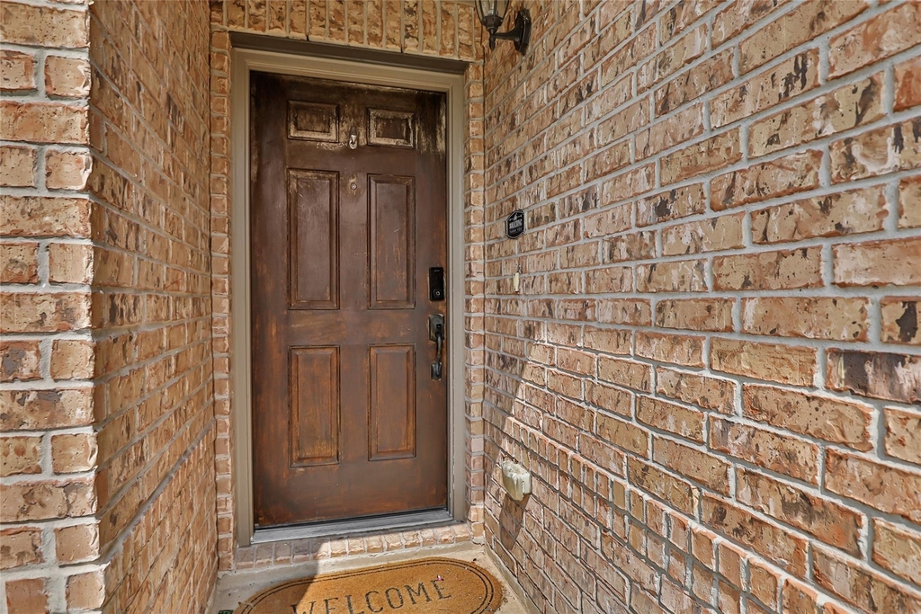 20805 Langworth Place - Photo 4