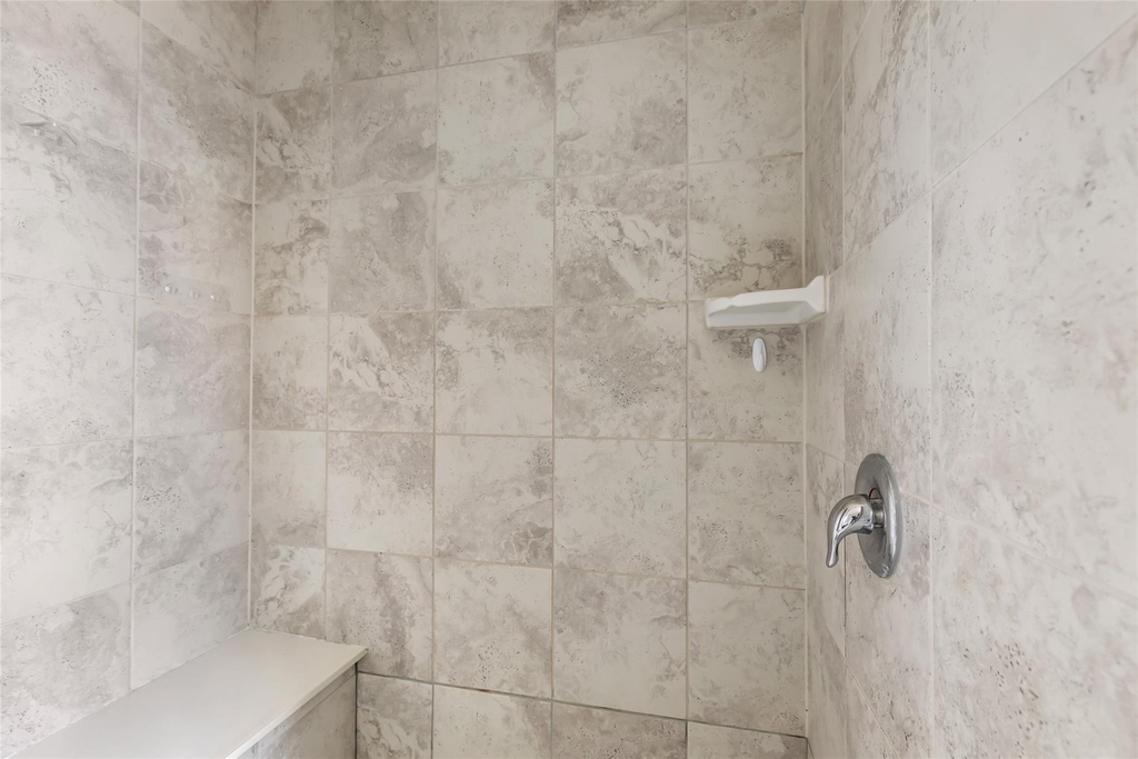 20805 Langworth Place - Photo 32