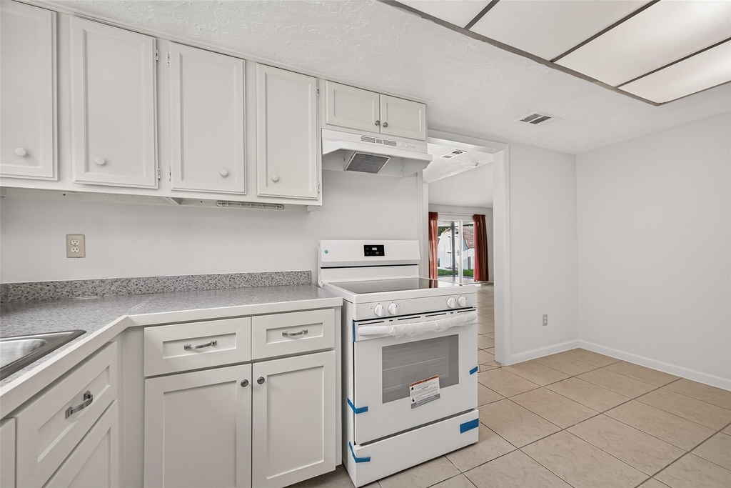 8638 Little River Road - Photo 11