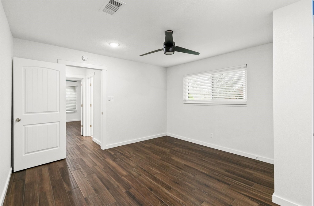 201 San Saba Street - Photo 13