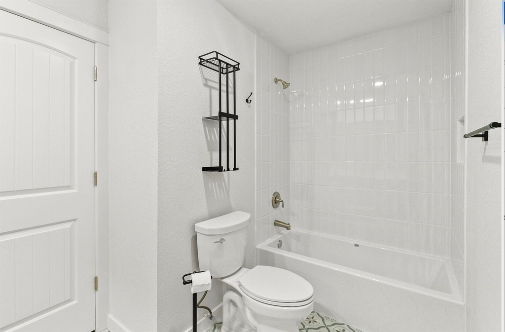 201 San Saba Street - Photo 11